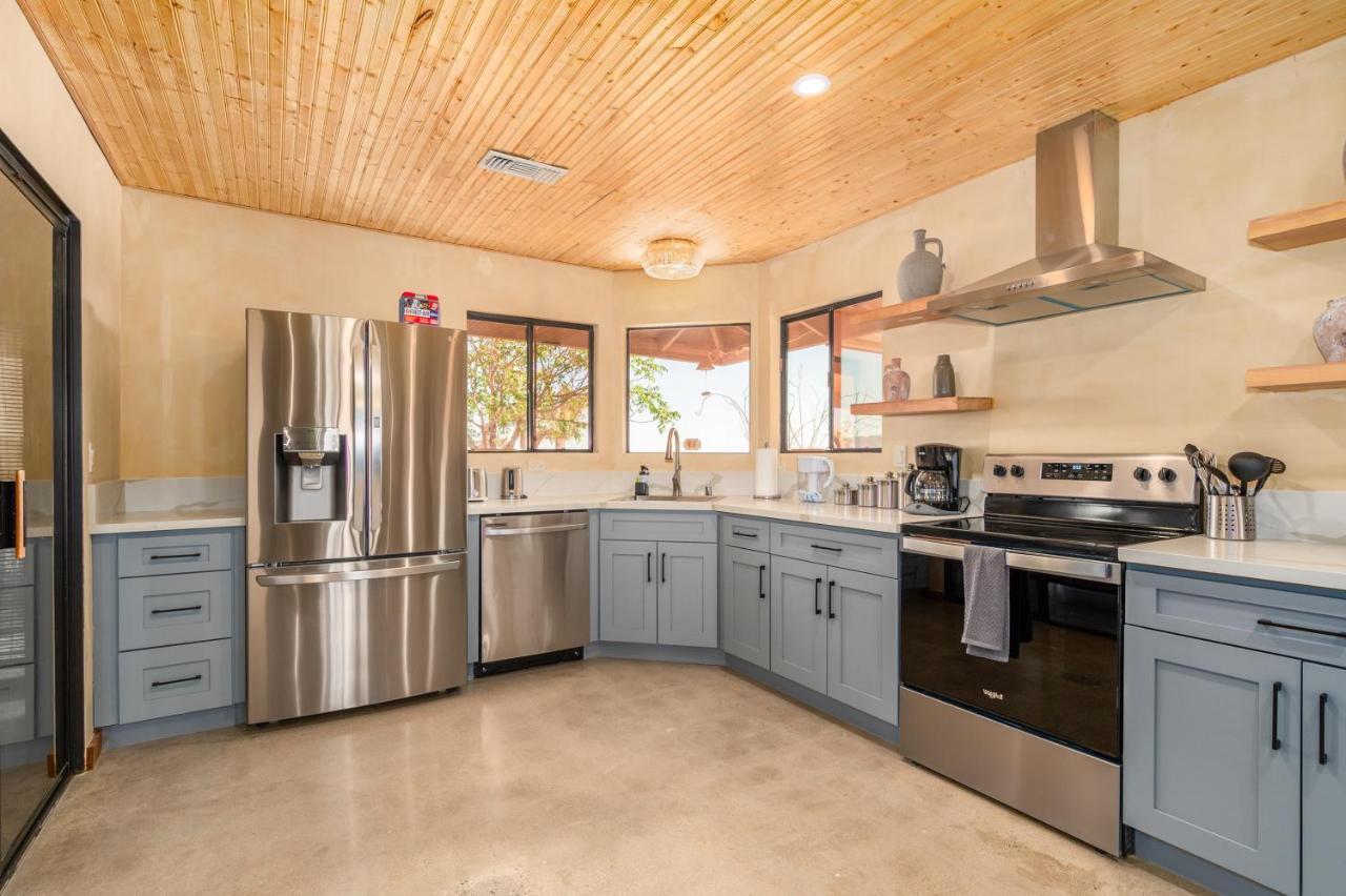 @ Marbella Lane - Modern Rustic Home in JT Joshua Tree Exterior foto